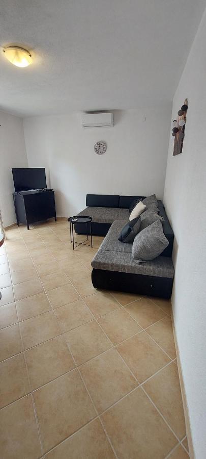 Apartments Radic Rogoznica  Exterior photo