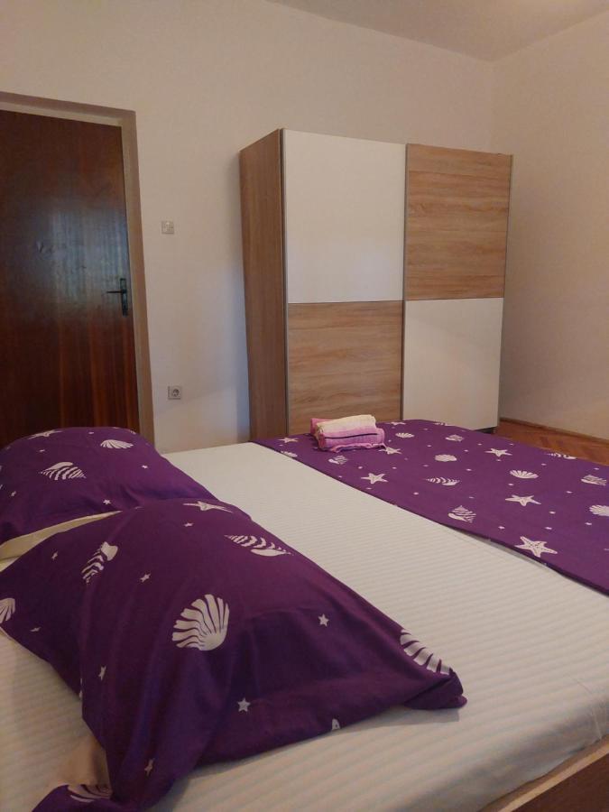 Apartments Radic Rogoznica  Exterior photo
